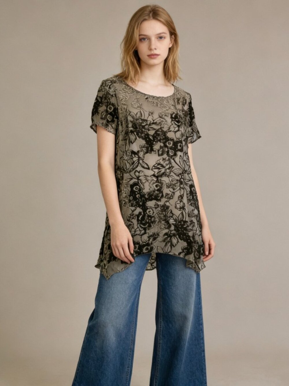 NWOT Johnny Was 4 Love And Liberty Floral Velvet Tunic Blouse Brown Size S